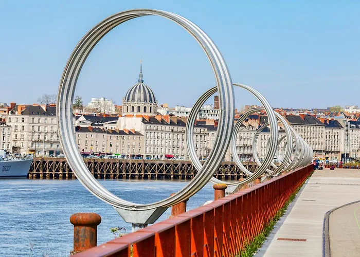 L'octroi-maison Au Calme Avec Jardin Casa de Férias Nantes